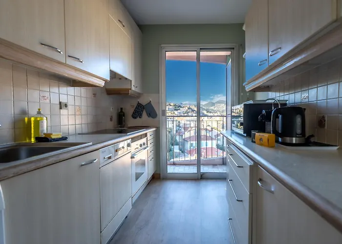 Apartment Sea & View *